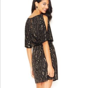 Jessica Simpson split sleeve dress